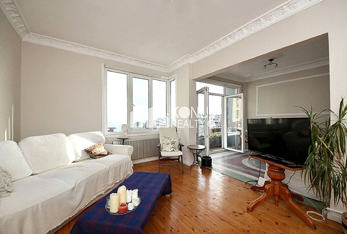 Sea View Furnished 1+1 For Rent in Gumussuyu